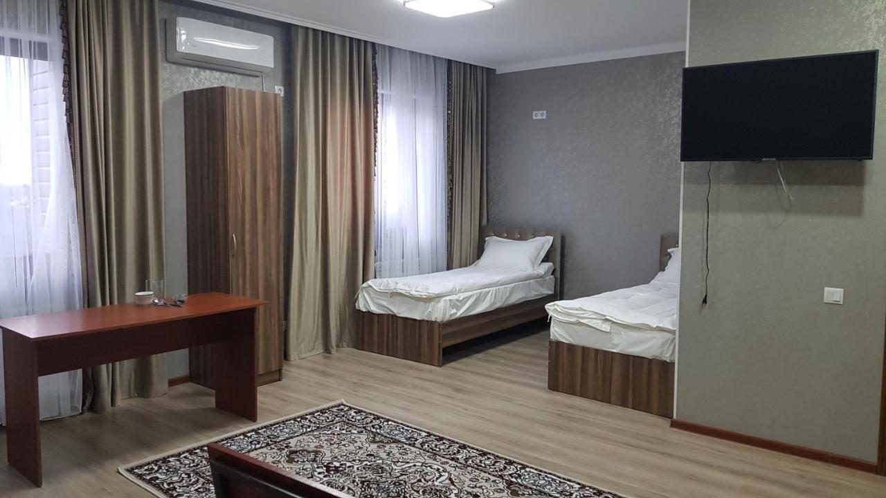 Nomad Hotel Bishkek Halal Exterior foto